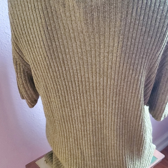 Sag Harbor sweater - Picture 4 of 10